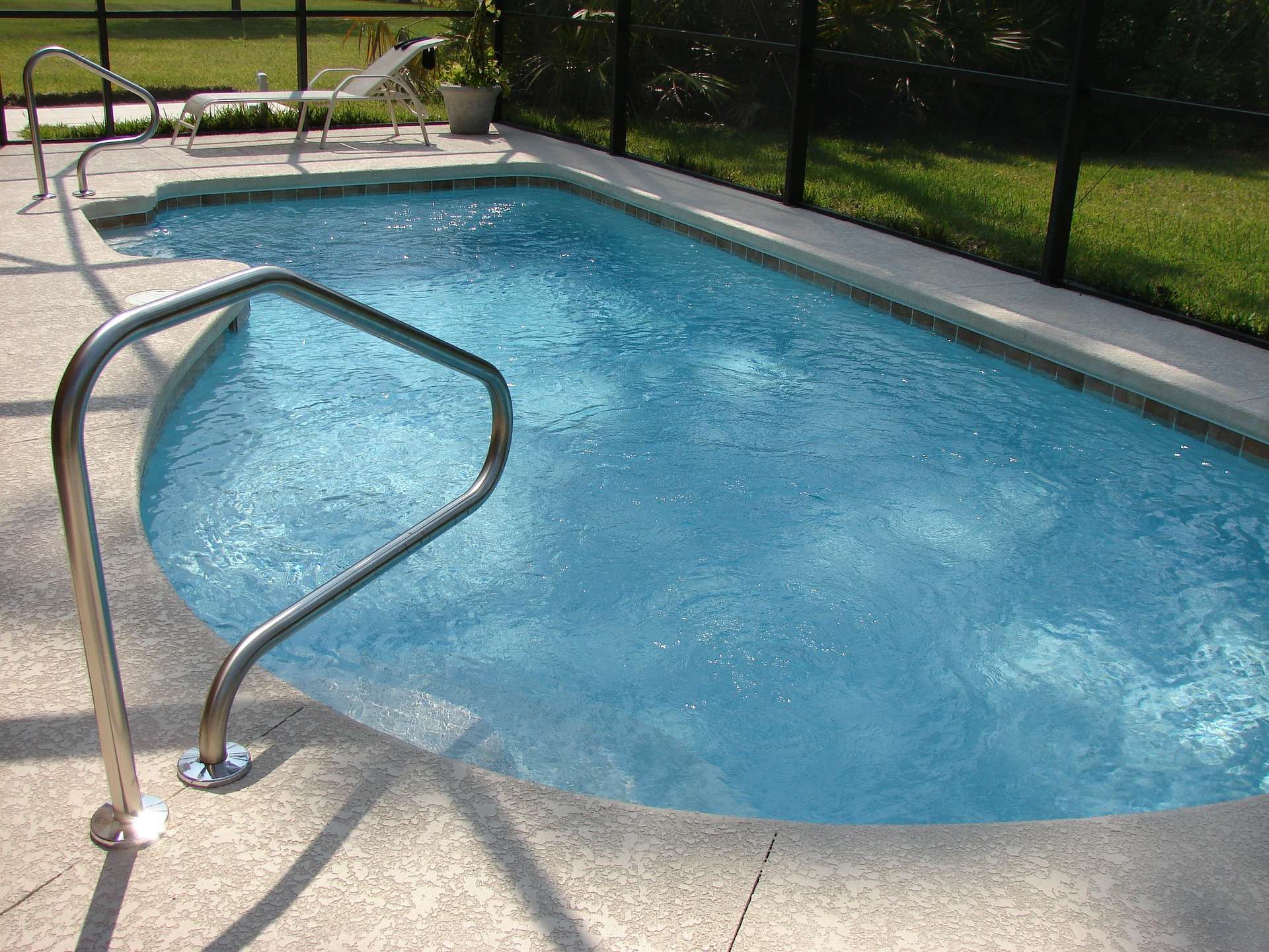 Why Fiberglass Pools Are a Bad Idea (and What's a Better Option for My Northern Virginia Home)